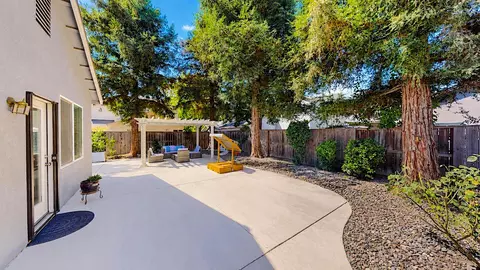 Exterior - 4203 Motif Ct, Turlock, CA 95382 photo 4 of 6