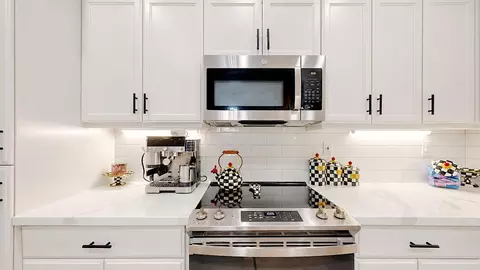 Kitchen - 4203 Motif Ct, Turlock, CA 95382 photo 7 of 8