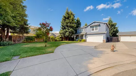 Exterior - 4203 Motif Ct, Turlock, CA 95382 photo 3 of 6