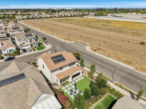 View/Area - 2906 Ashton St, Lodi, CA 95242 photo 2 of 4