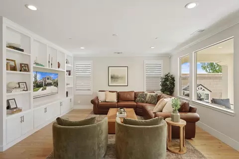 Living - 2906 Ashton St, Lodi, CA 95242 photo 1 of 2