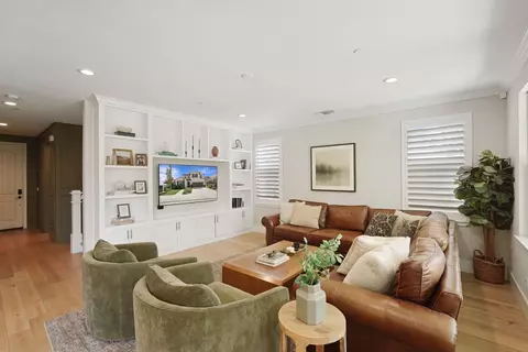 Living - 2906 Ashton St, Lodi, CA 95242 photo 2 of 2
