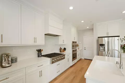 Kitchen - 2906 Ashton St, Lodi, CA 95242 photo 4 of 5