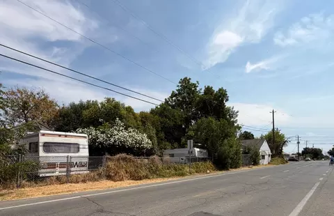 1113 Grand Ave, Olivehurst, CA 95961 photo 5