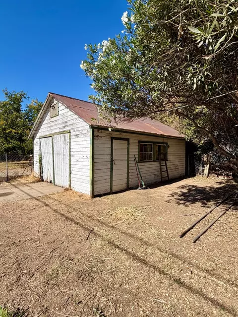 Exterior - 1113 Grand Ave, Olivehurst, CA 95961 photo 8 of 10