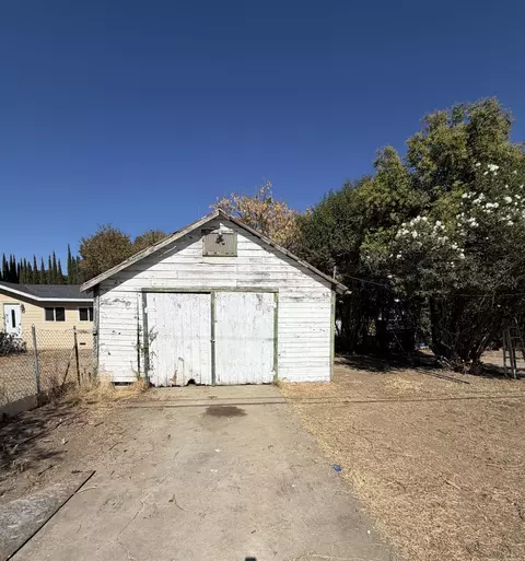 Exterior - 1113 Grand Ave, Olivehurst, CA 95961 photo 5 of 10