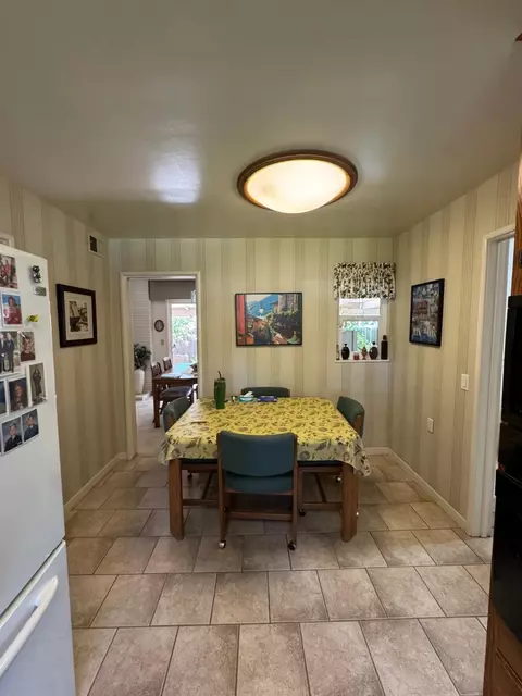 Dining - 1010 Thoreau Ct, Modesto, CA 95350 photo 2 of 2