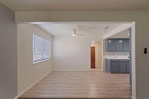 Living - 303 Vineyard Dr, Lodi, CA 95240 photo 5 of 6