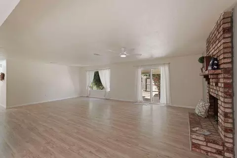 Living - 303 Vineyard Dr, Lodi, CA 95240 photo 4 of 6
