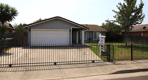 Exterior - 6835 Olive Ave, Winton, CA 95388 photo 2 of 5