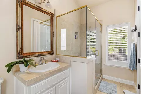 Bath - 5585 E Saint Francis Cir #E, Loomis, CA 95650 photo 6 of 9