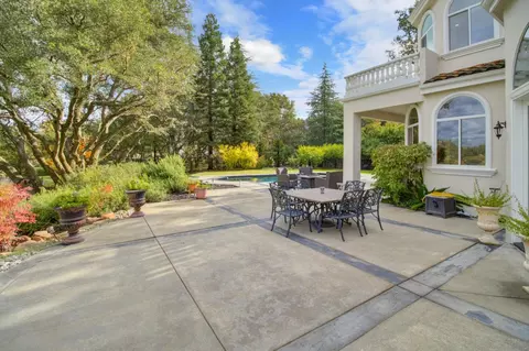 Exterior - 5585 E Saint Francis Cir #E, Loomis, CA 95650 photo 11 of 22