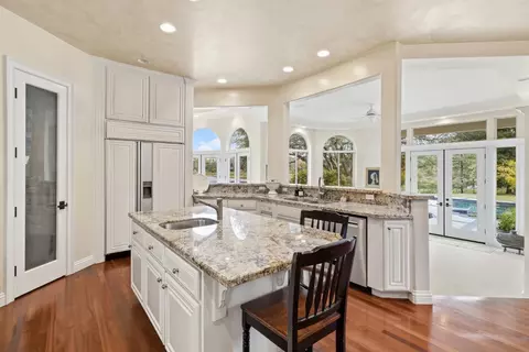 Kitchen - 5585 E Saint Francis Cir #E, Loomis, CA 95650 photo 3 of 5