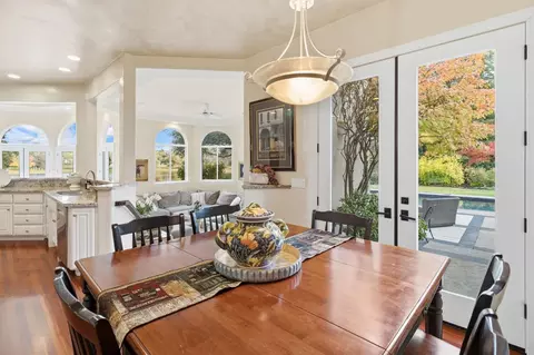 Dining - 5585 E Saint Francis Cir #E, Loomis, CA 95650 photo 5 of 6