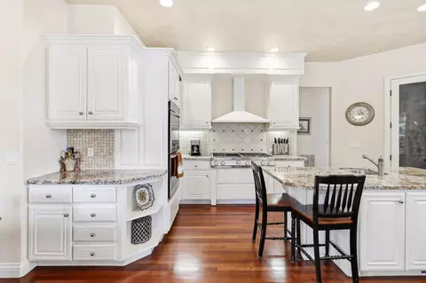 Kitchen - 5585 E Saint Francis Cir #E, Loomis, CA 95650 photo 2 of 5