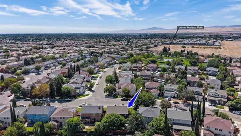 View/Area - 2467 Greystone Dr, Tracy, CA 95377 photo 1 of 5
