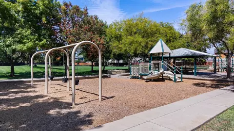 Exterior - 2467 Greystone Dr, Tracy, CA 95377 photo 21 of 23