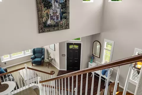 Entry Way - 2467 Greystone Dr, Tracy, CA 95377 photo 5 of 7
