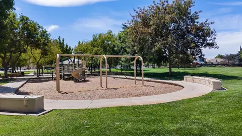Exterior - 2467 Greystone Dr, Tracy, CA 95377 photo 20 of 23