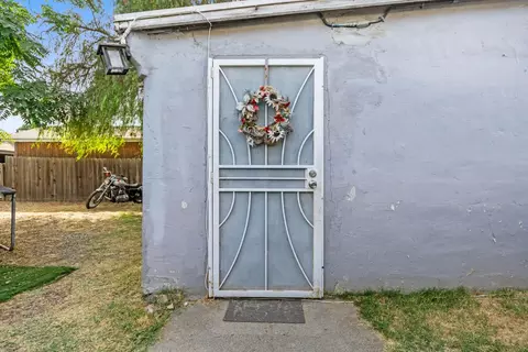 Exterior - 430 Spruce St, Modesto, CA 95351 photo 7 of 7