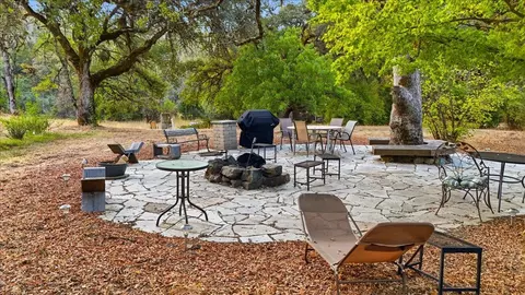 Exterior - 12501 Sutherland Dr, Grass Valley, CA 95949 photo 7 of 28