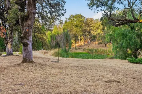 Exterior - 12501 Sutherland Dr, Grass Valley, CA 95949 photo 9 of 28