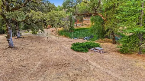 Exterior - 12501 Sutherland Dr, Grass Valley, CA 95949 photo 11 of 28