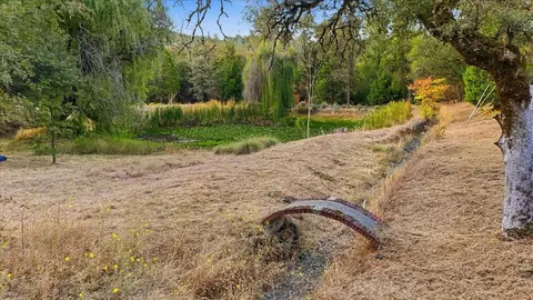 Exterior - 12501 Sutherland Dr, Grass Valley, CA 95949 photo 16 of 28