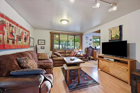 Living - 12501 Sutherland Dr, Grass Valley, CA 95949 photo 2 of 2