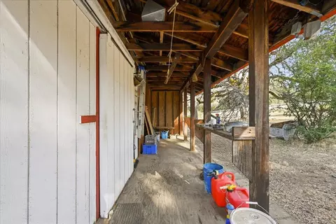 Exterior - 12501 Sutherland Dr, Grass Valley, CA 95949 photo 4 of 28