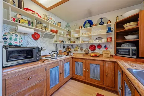 Kitchen - 12501 Sutherland Dr, Grass Valley, CA 95949 photo 1 of 4