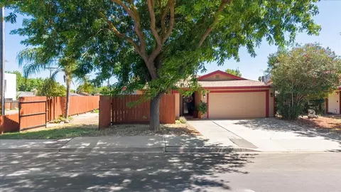 Exterior - 800 W Union Ave, Modesto, CA 95356 photo 13 of 13