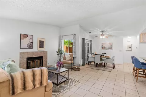 Living - 800 W Union Ave, Modesto, CA 95356 photo 1 of 2