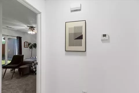 Entry Way - 800 W Union Ave, Modesto, CA 95356 photo 4 of 5