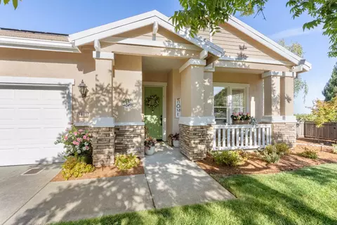 Exterior - 2810 Springfield Dr, Rocklin, CA 95765 photo 2 of 16