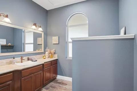 Bath - 32521 S Koster Rd, Tracy, CA 95304 photo 1 of 10