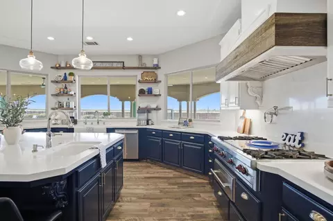 Kitchen - 32521 S Koster Rd, Tracy, CA 95304 photo 3 of 6
