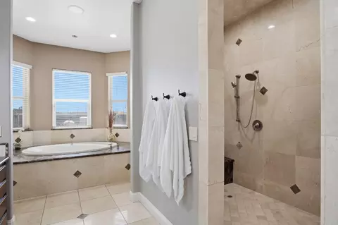 Bath - 32521 S Koster Rd, Tracy, CA 95304 photo 6 of 10
