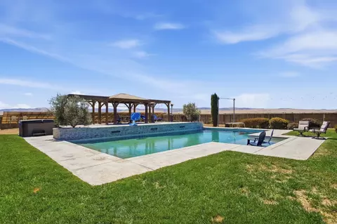 Exterior - 32521 S Koster Rd, Tracy, CA 95304 photo 10 of 21