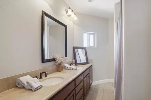 Bath - 32521 S Koster Rd, Tracy, CA 95304 photo 4 of 10