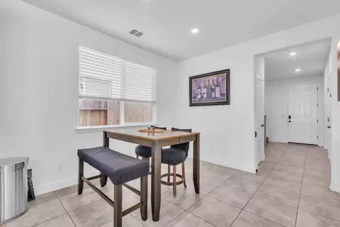 Entry Way - 1653 Lion, Rocklin, CA 95765 photo 1 of 6