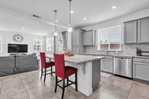 Kitchen - 1653 Lion, Rocklin, CA 95765 photo 2 of 4