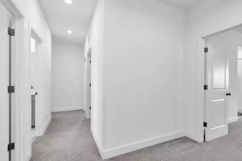 Entry Way - 1653 Lion, Rocklin, CA 95765 photo 5 of 6