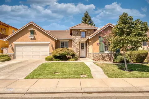 Exterior - 3313 Vancouver Dr, Modesto, CA 95355 photo 7 of 20