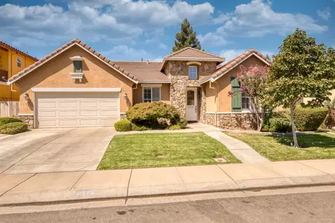 Exterior - 3313 Vancouver Dr, Modesto, CA 95355 photo 5 of 20
