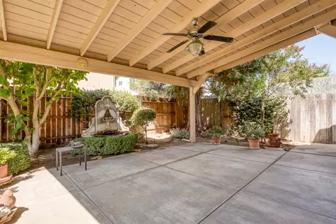Exterior - 3313 Vancouver Dr, Modesto, CA 95355 photo 13 of 20