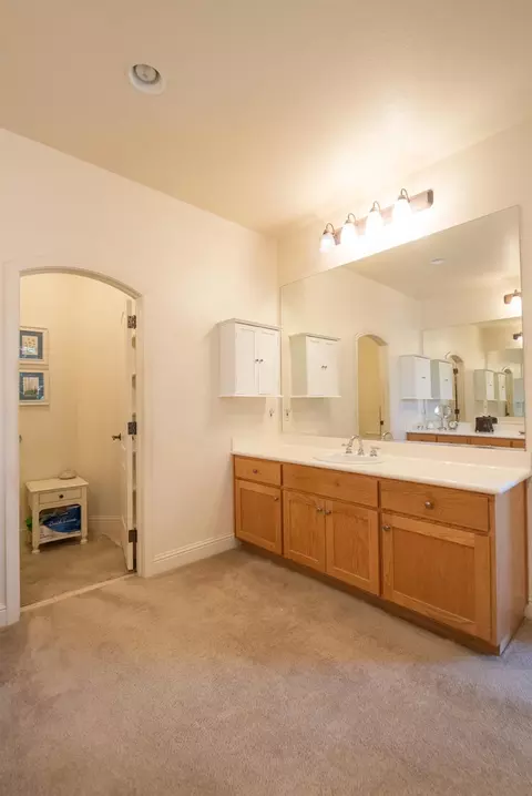 Bath - 3313 Vancouver Dr, Modesto, CA 95355 photo 6 of 9