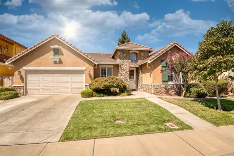Exterior - 3313 Vancouver Dr, Modesto, CA 95355 photo 12 of 20