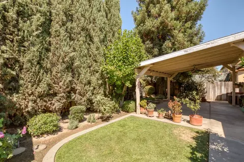 Exterior - 3313 Vancouver Dr, Modesto, CA 95355 photo 18 of 20