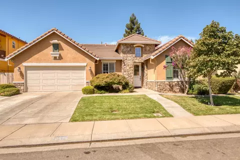 Exterior - 3313 Vancouver Dr, Modesto, CA 95355 photo 6 of 20